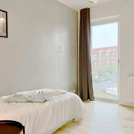 Spacious For 3 In Ceresbyen